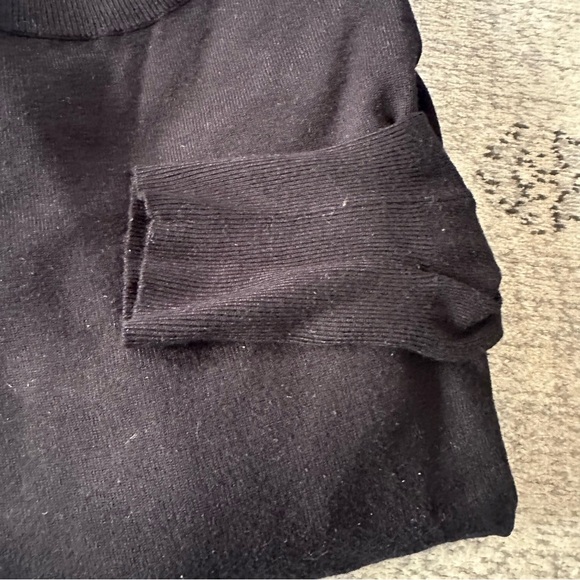 Zara Black Sweater - Picture 4 of 5